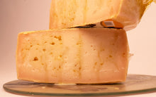 Cargar imagen en el visor de la galería, Don Apolonio Mezcla Añejo En Aceite